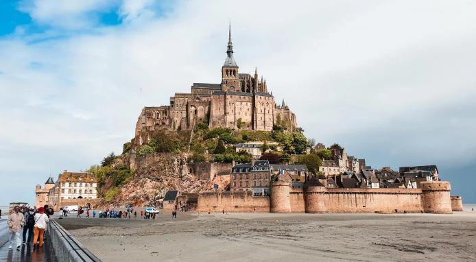 chuyen-di-den-mont-saint-michel